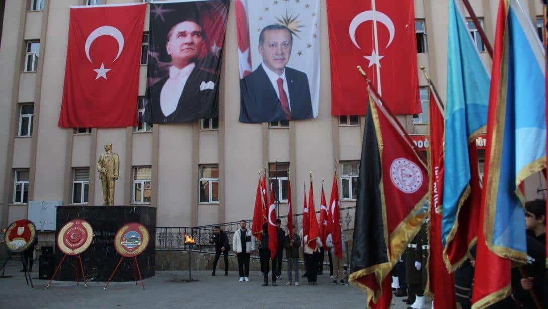 10 Kasım Atatürk'ü Anma Pragramı Çelenk Sunumu Gerçekleştirildi