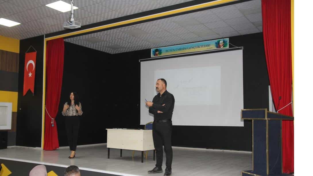 İŞKUR TYP VE İŞGÜCÜ UYUM PROGRAMI SEMİNERİ GERÇEKLEŞTİRİLDİ