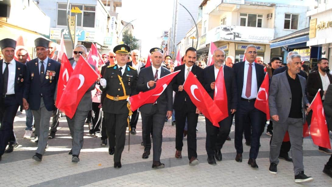 29 Ekim Cumhuriyet Yürüyüşü Gerçekleştirildi